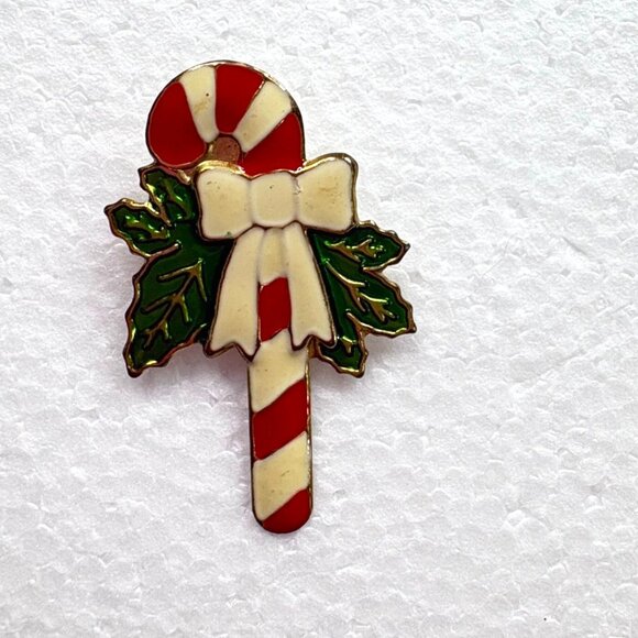 Christmas Collection Brooch Holiday Lapel Pins Set of 7 VTG Cats reindeer candy - Picture 14 of 16